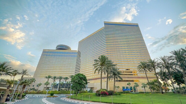 Hyatt Regency Dubai & The Galleria Residence